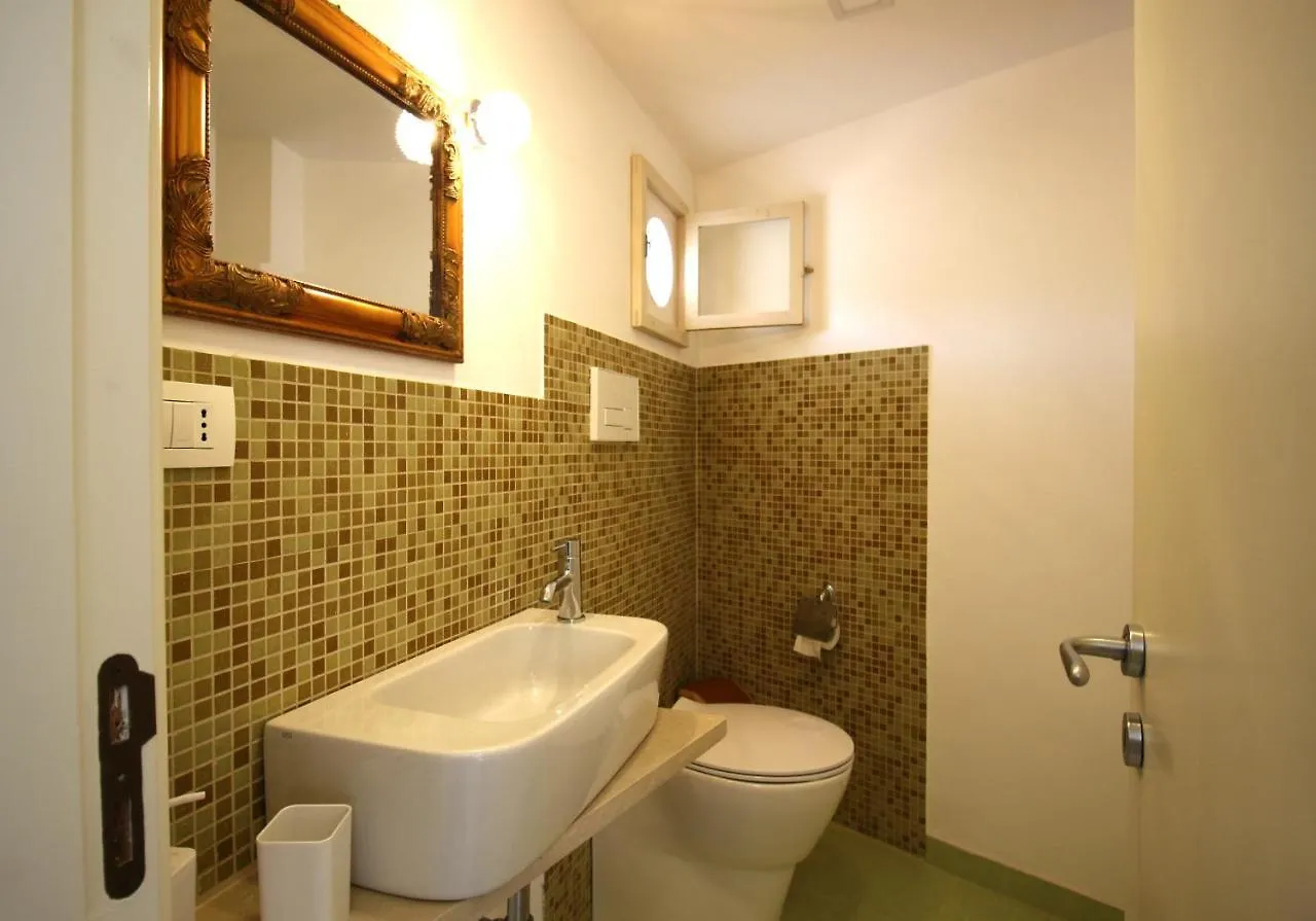 Modica Balcony Villa 0*,